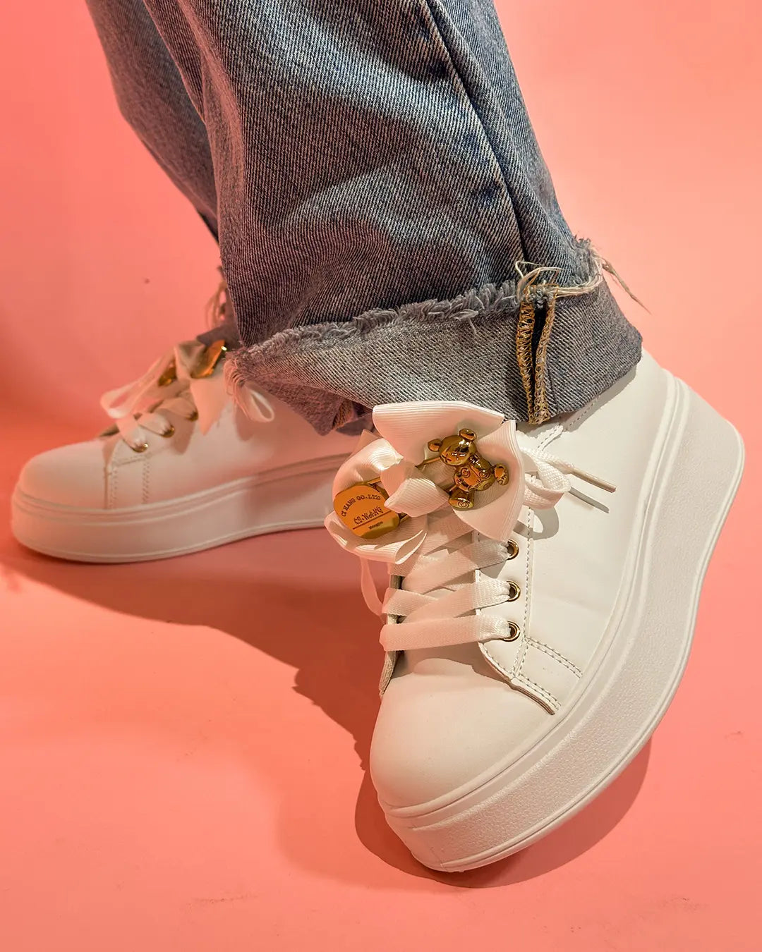 Toy - White