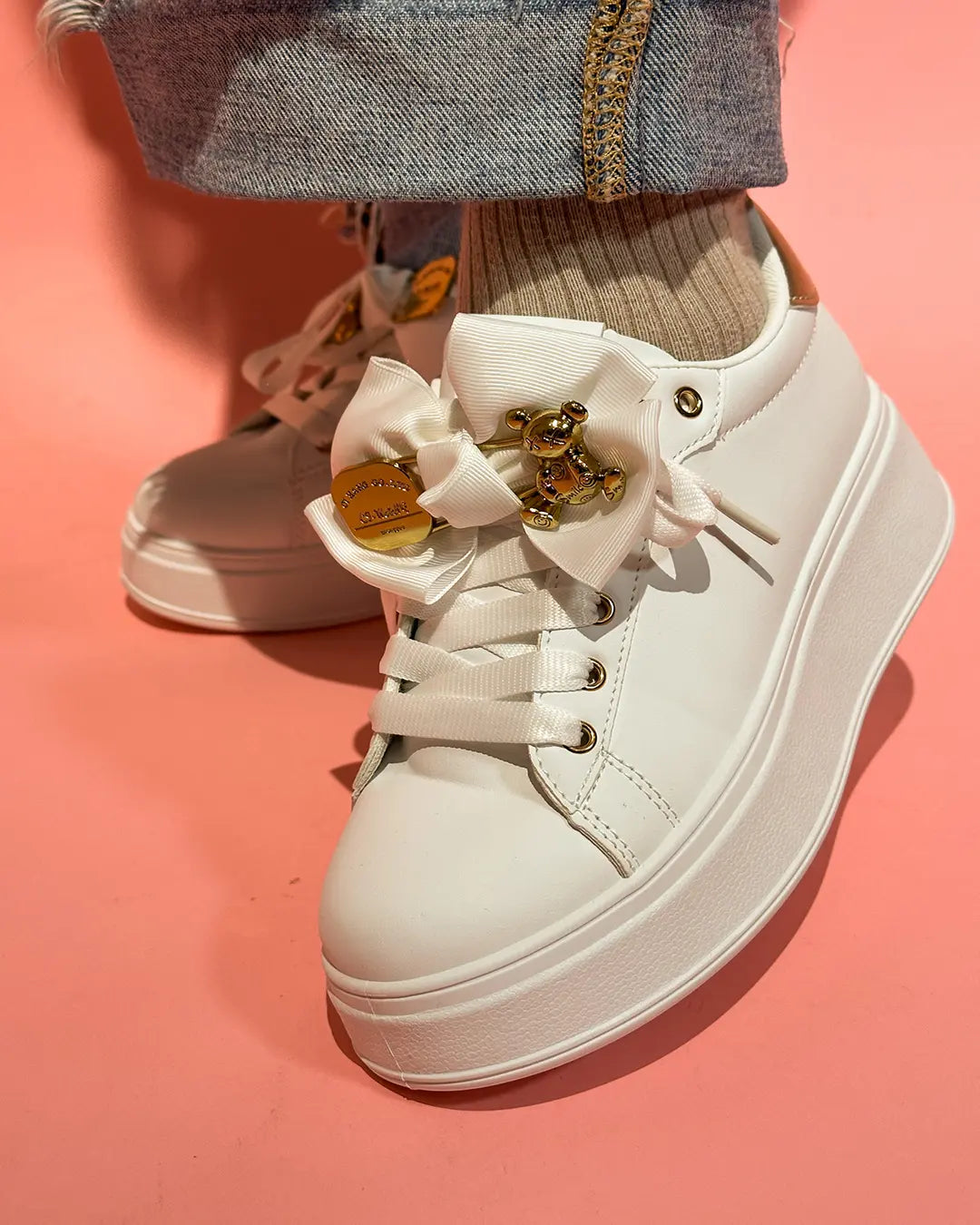 Toy - White