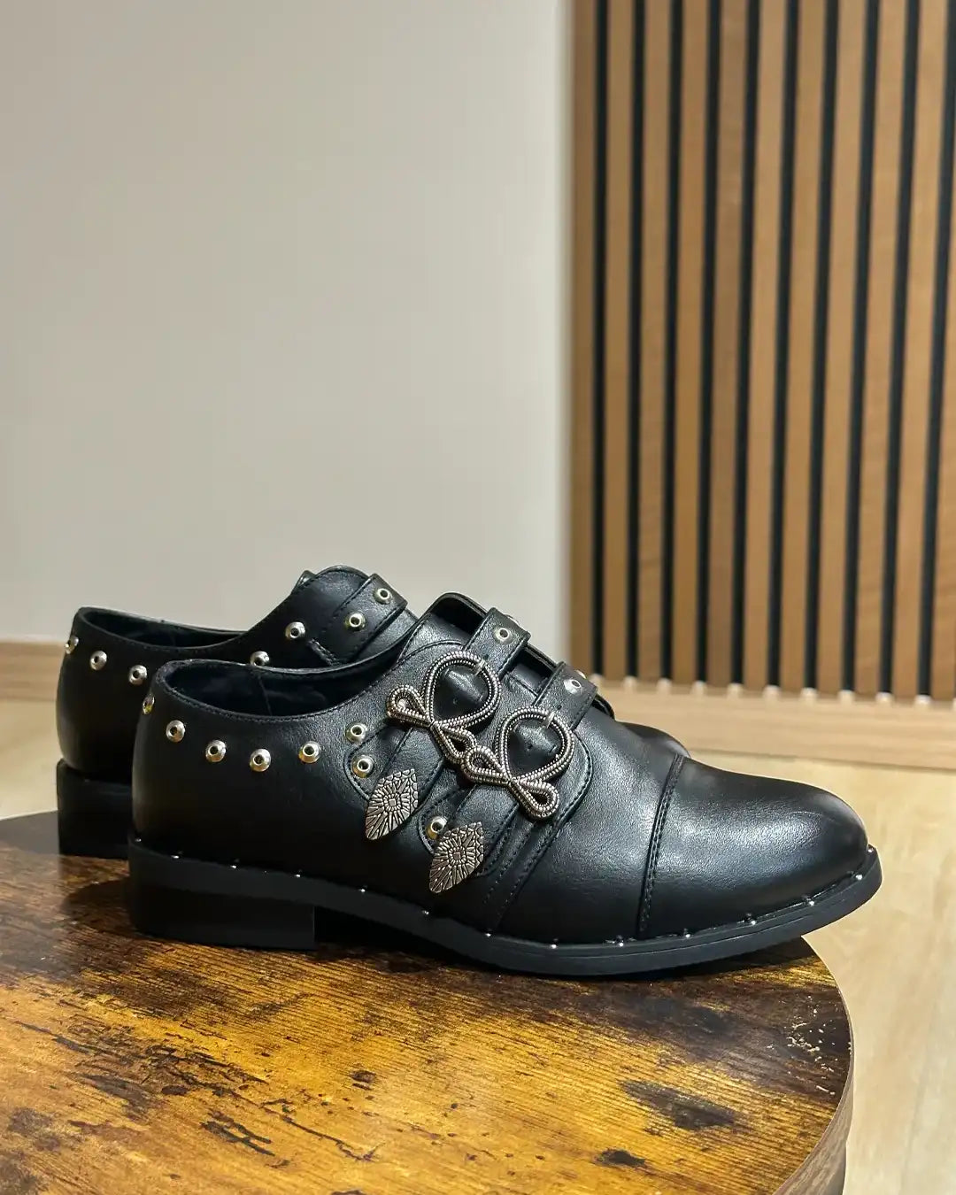 Alabama - Scarpe Con Fibbie Borchiate Nere