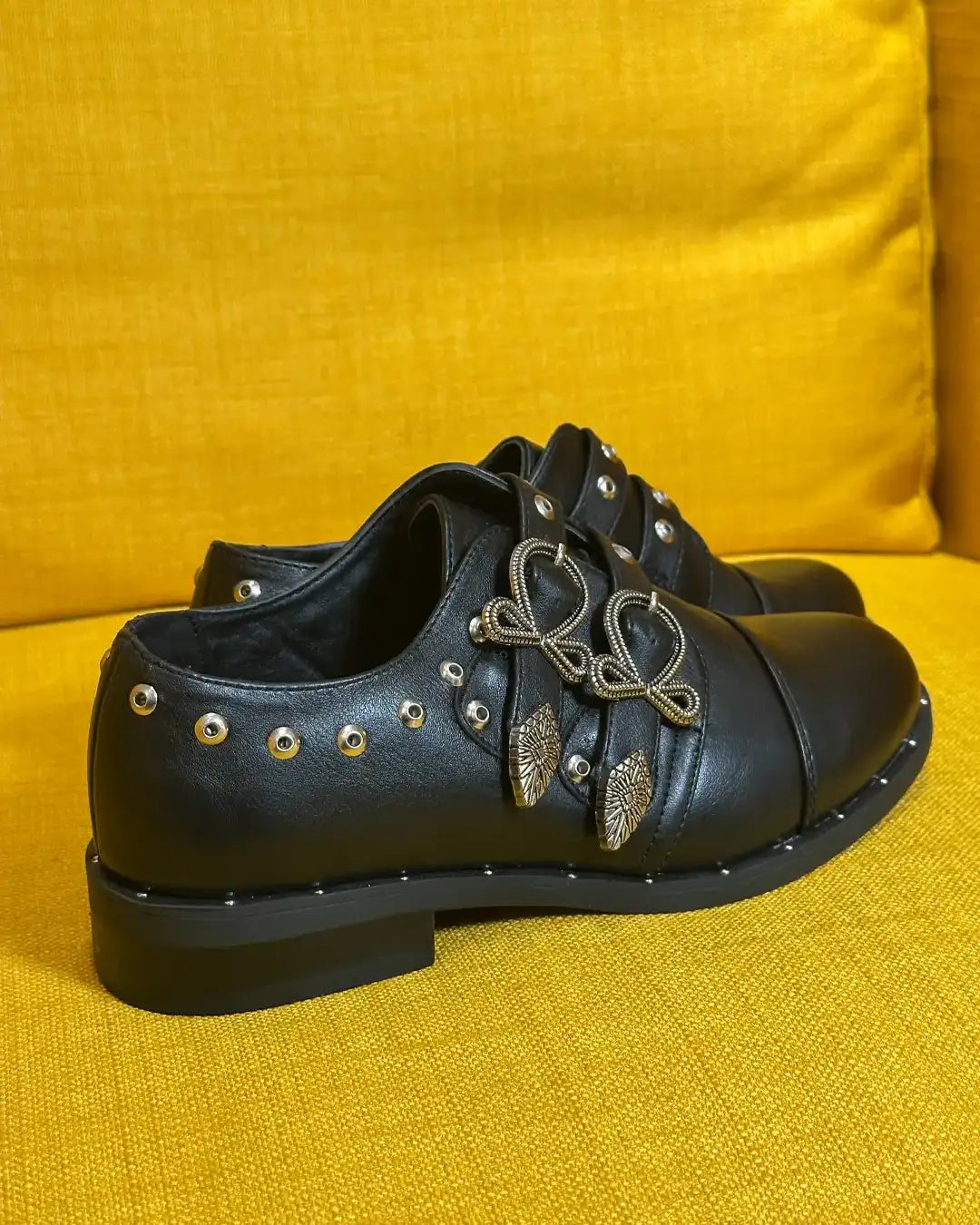 Alabama - Scarpe Con Fibbie Borchiate Nere
