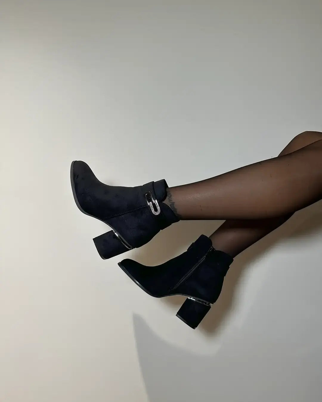 Austin - Stivaletto In Camoscio Nero