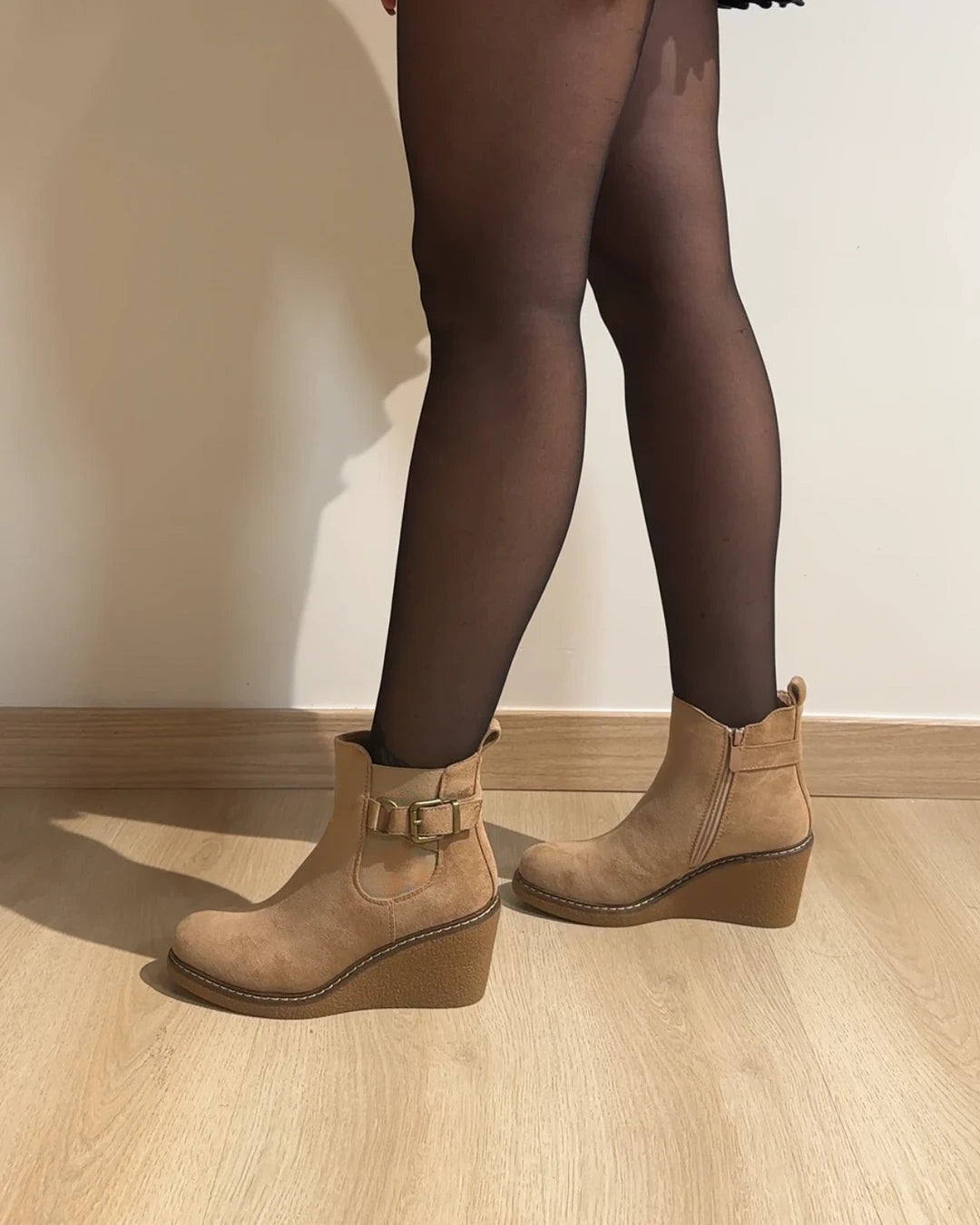 Plano - Stivaletti Con Zeppa Beige
